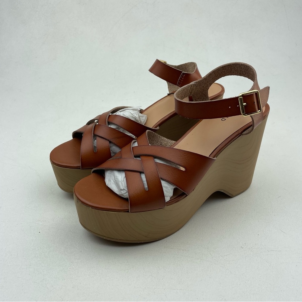 Torrid Faux Wood Strappy Platform Cognac Brown Sandals Size 9
